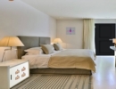 Boutique Beach Resort Escape 2